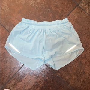 Lululemon Hotty Hot shorts tall